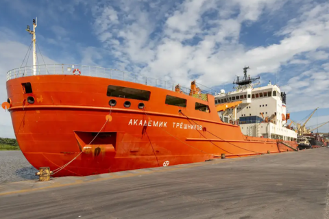 Pesquisadores farão circum-navegação inédita na Antártica